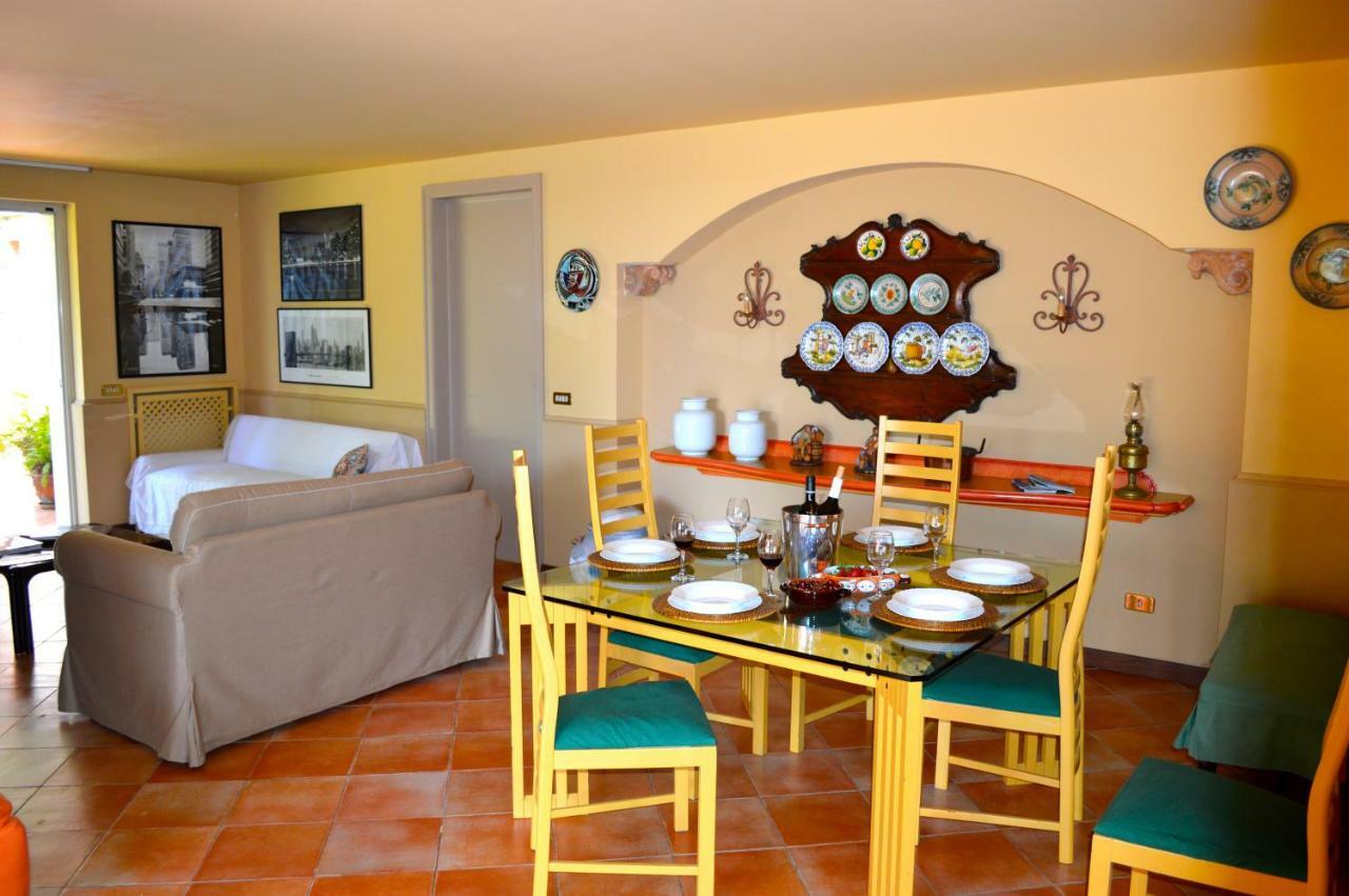Casa Magnolia Lägenhet Gravina di Catania Exteriör bild