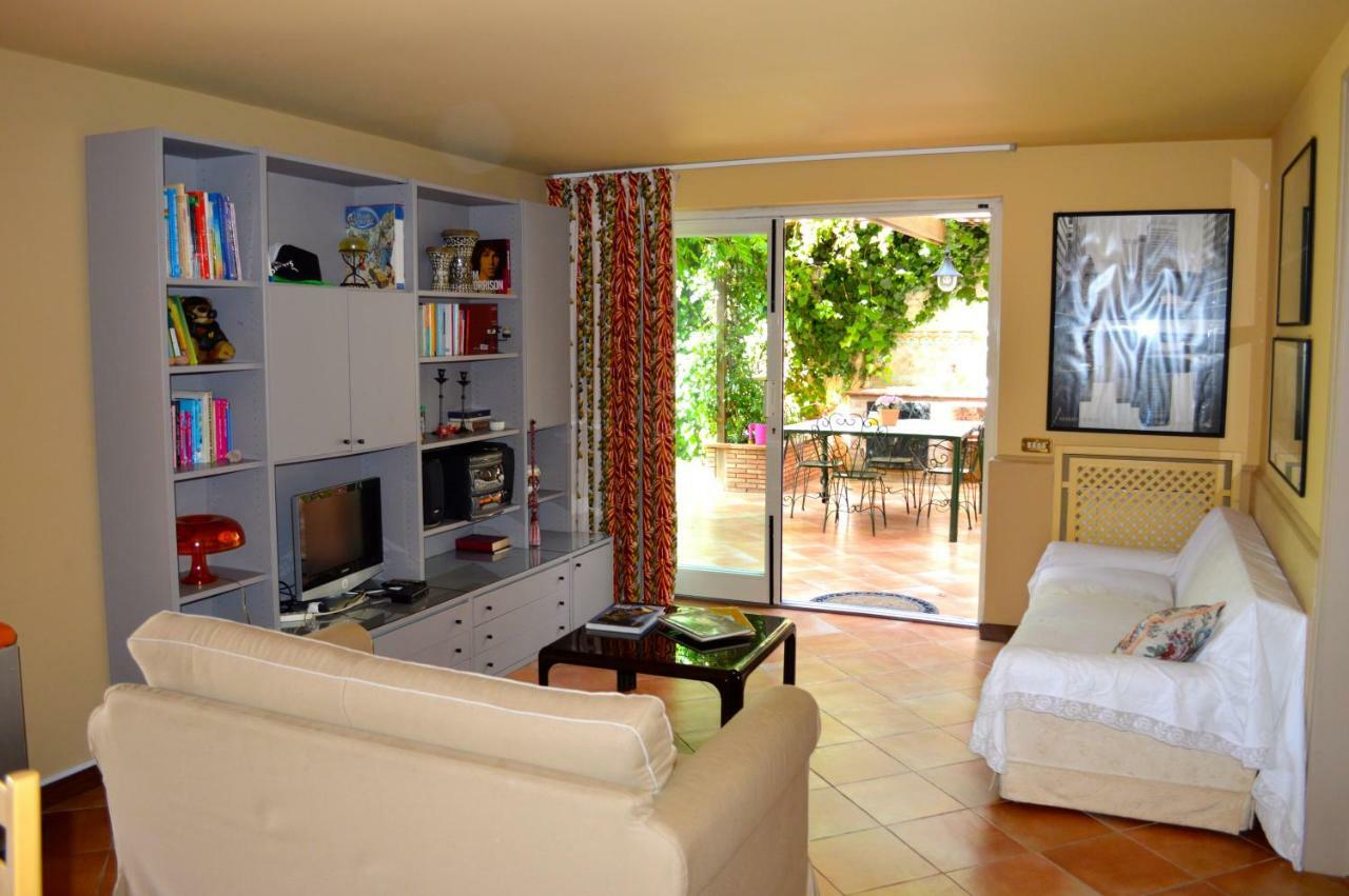Casa Magnolia Lägenhet Gravina di Catania Exteriör bild